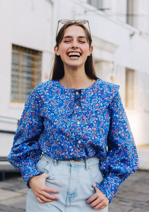 Blusa Cosmopolita Filipa