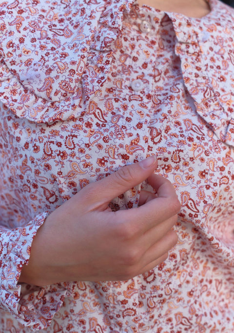 Blusa Cosmopolita Camelía