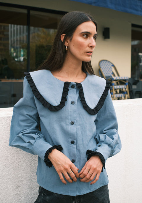 Blusa Cosmopolita Linen Martina